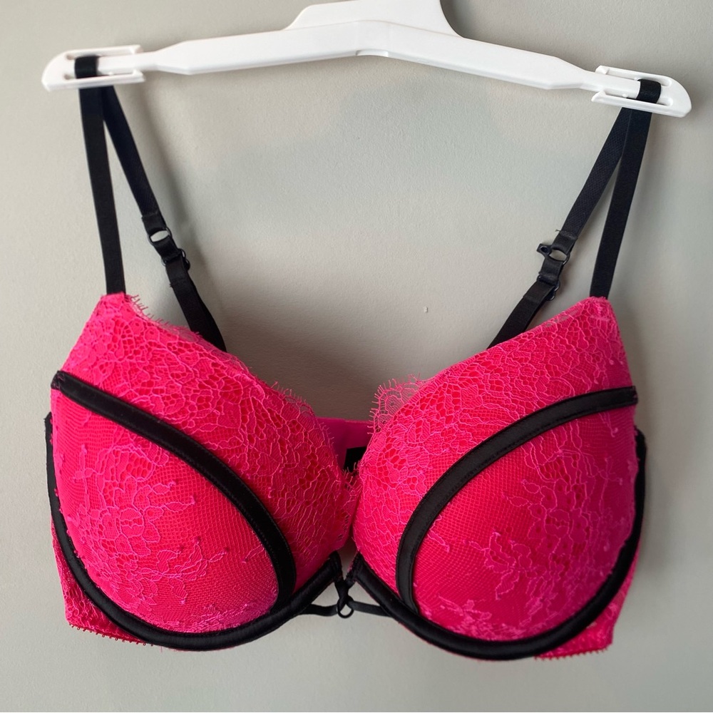 Victoria’s Secret bra